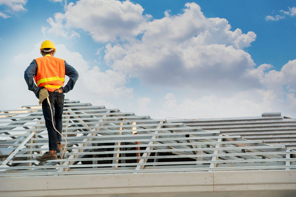 Working at Heights: Fall Prevention & Safety in Ottawa
