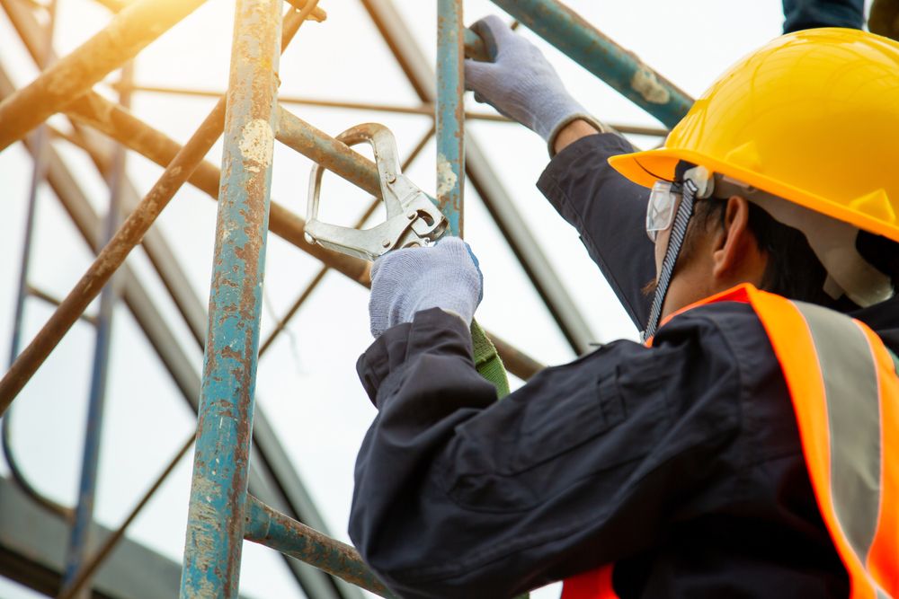 Potential Hazards While Working at Heights that Aren’t Falling