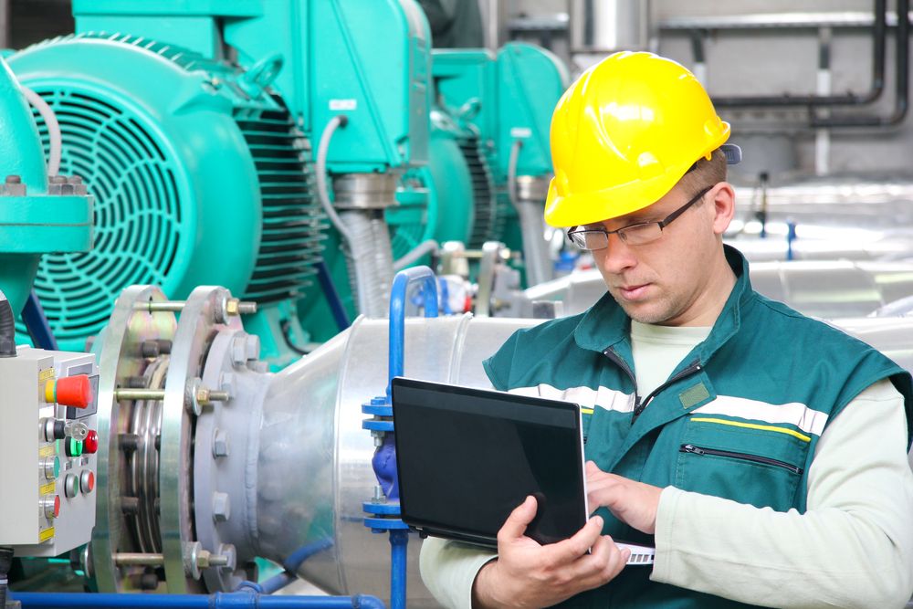 operations manager conducts workplace safety audit